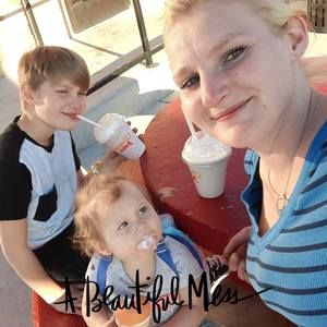 Meet your Posher, Kelci